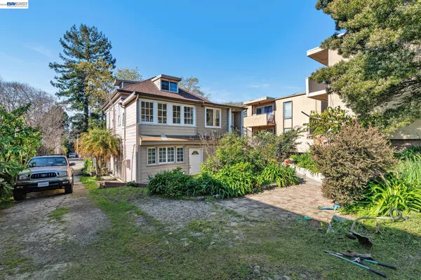 $2,050,000 | 1425 Martin Luther King Jr Way, Berkeley, CA 94709