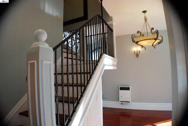 $2,050,000 | 1425 Martin Luther King Jr Way, Berkeley, CA 94709