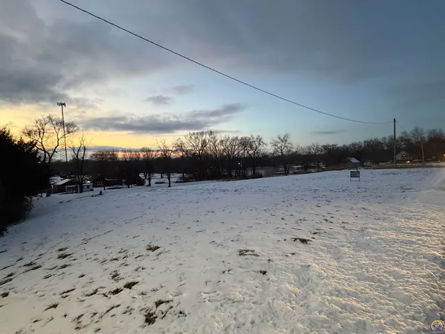 $17,000 | 908 Mulberry Street, Valley Falls, KS 66088