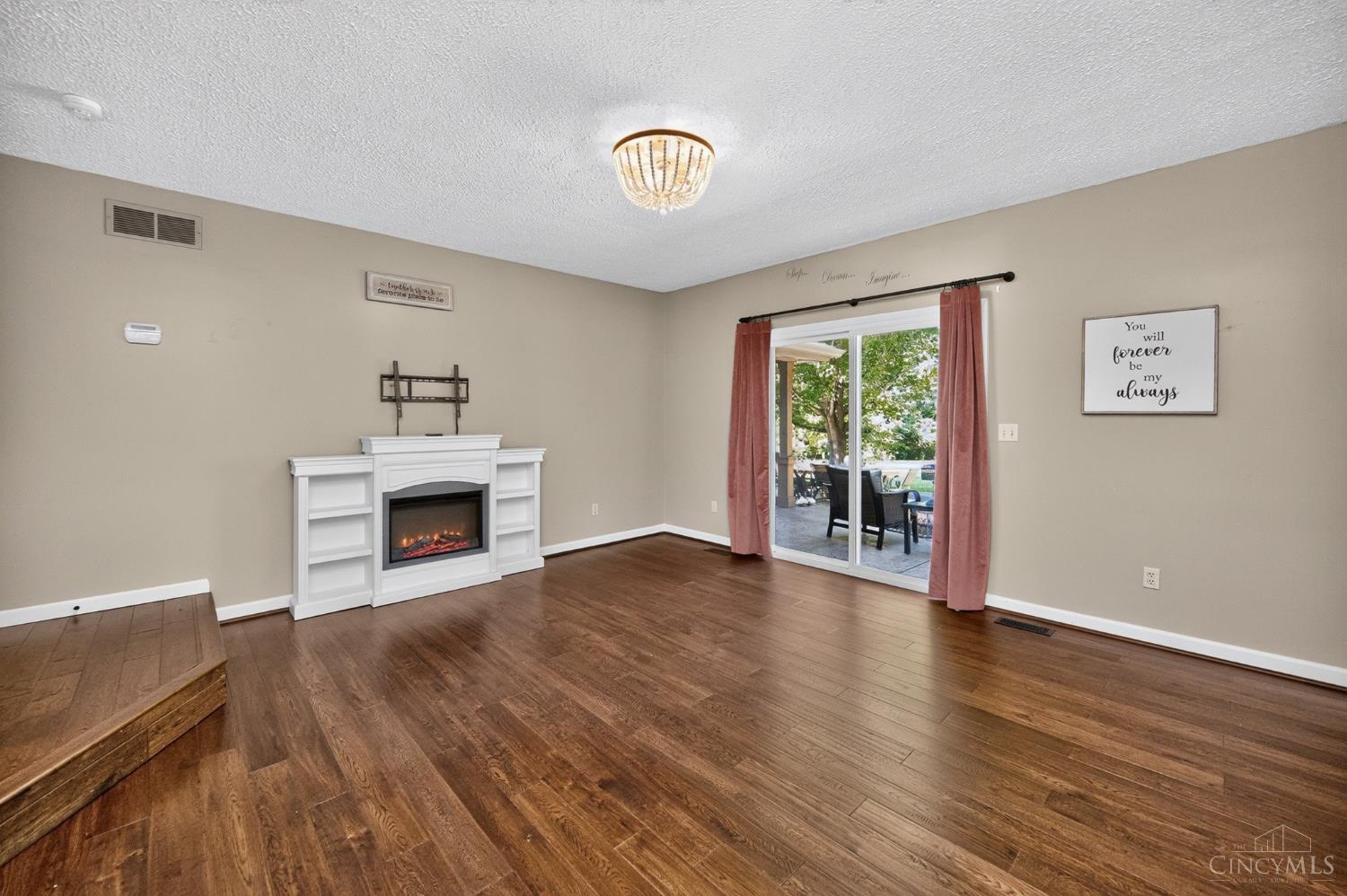 5921 Maud Hughes Road Hamilton, OH 45011 - Photo 32 of 82