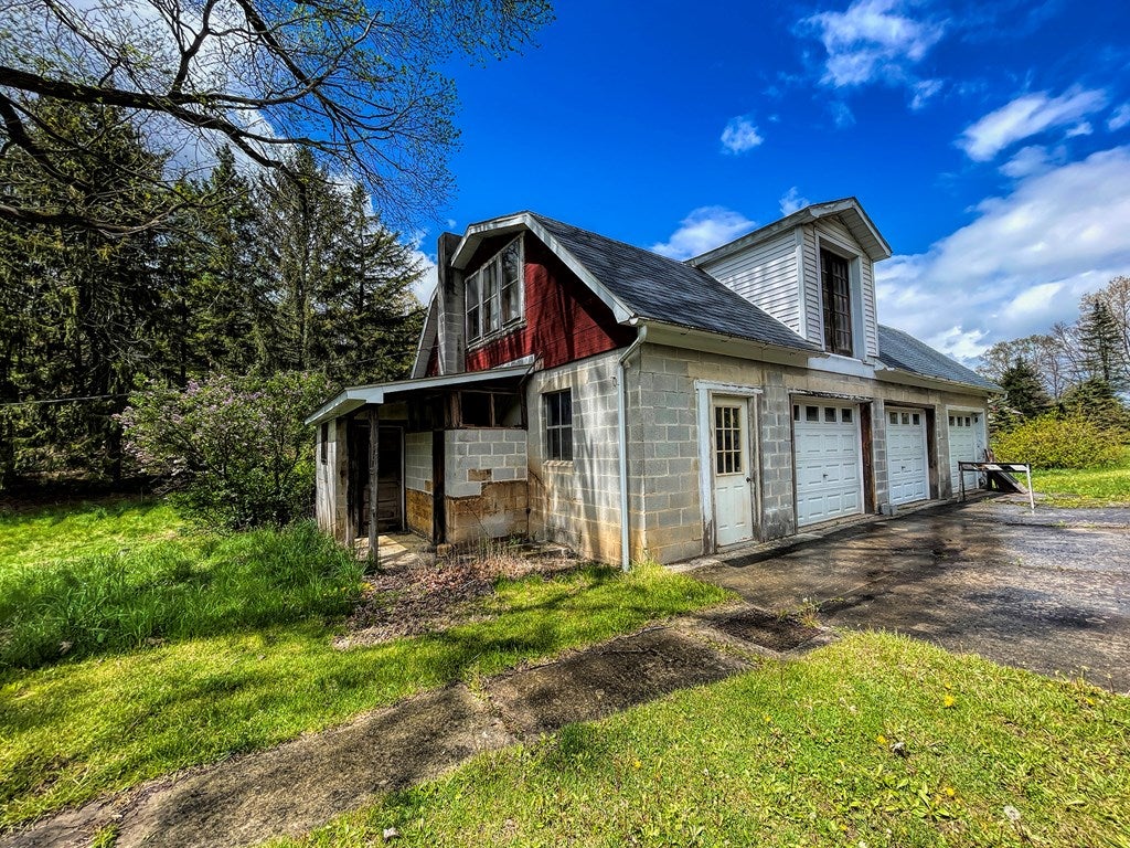 22864 Waterfall Road Three Springs, PA 17264 - Photo 13 of 20 Gallery Image 13