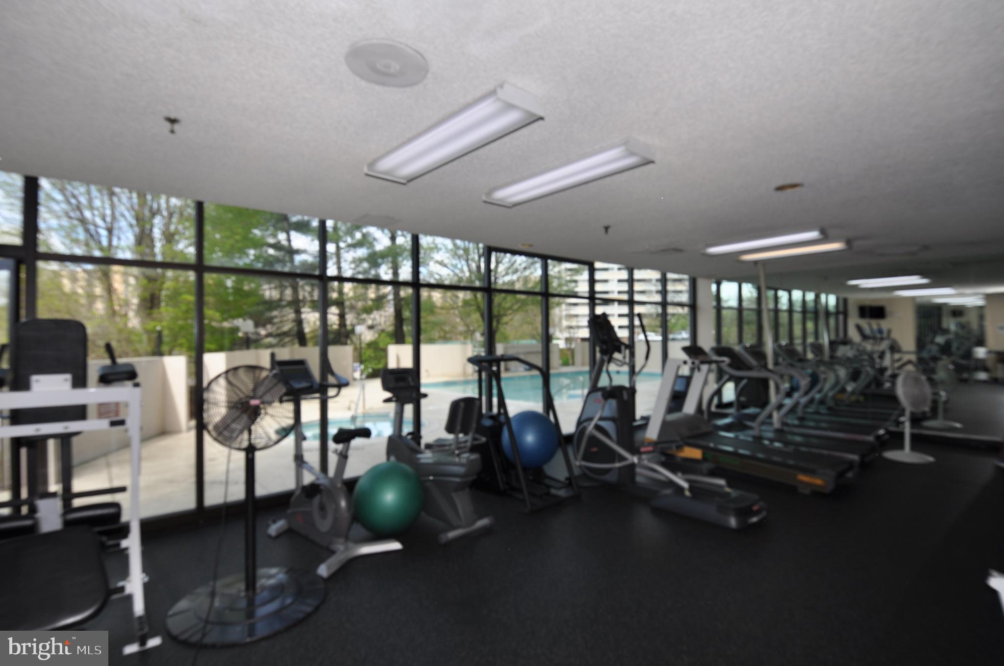 5911 Edsall Road, Unit 403 Alexandria, VA 22304 - Photo 21 of 29 a view of a room with gym equipment