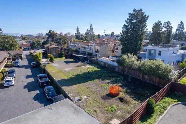 $4,225,000 | 888 North Rengstorff Avenue, Mountain View, CA 94043
