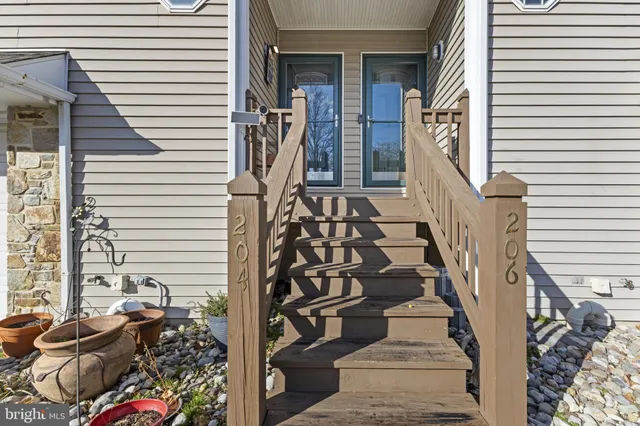 $345,000 | 204 Ring Neck Court, Chester, MD 21619
