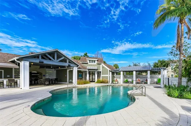 $750,000 | 330 Compass Point Drive, Unit 101, Bradenton, FL 34209