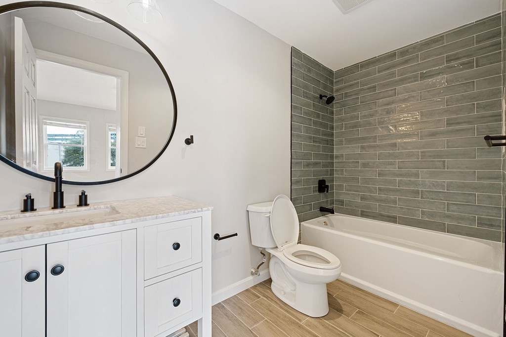 16 Breakwater Cove, Unit 16 Chelsea, MA 02150 - Photo 8 of 15