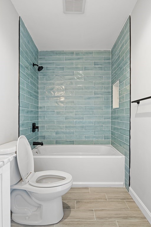 16 Breakwater Cove, Unit 16 Chelsea, MA 02150 - Photo 9 of 15