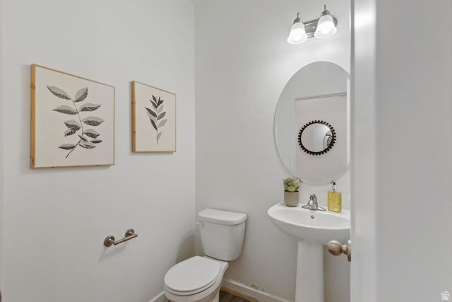 2024 West 775 North Layton, UT 84041 - Photo 9 of 18