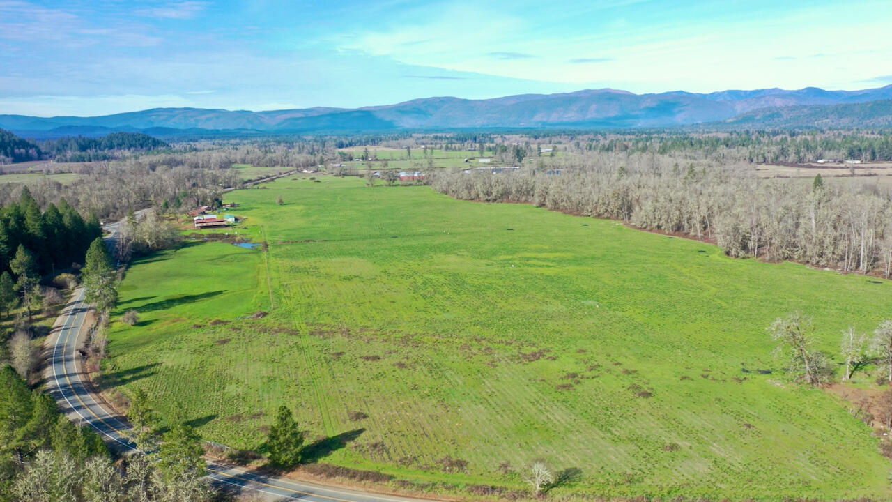 6795 Holland Loop Road Cave Junction, OR 97523 - Photo 6 of 57
