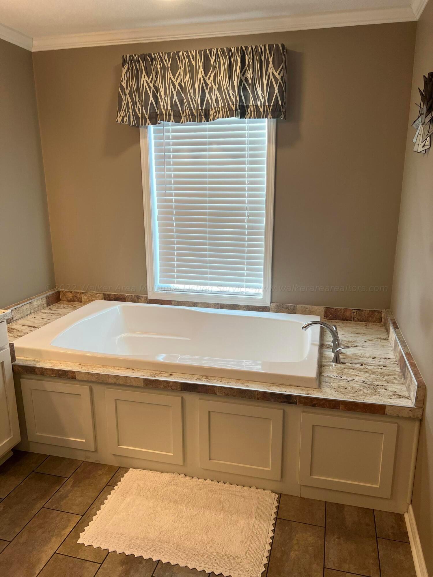 3301 Bird Farm Road Jasper, AL 35503 - Photo 38 of 43 Gallery Image 38
