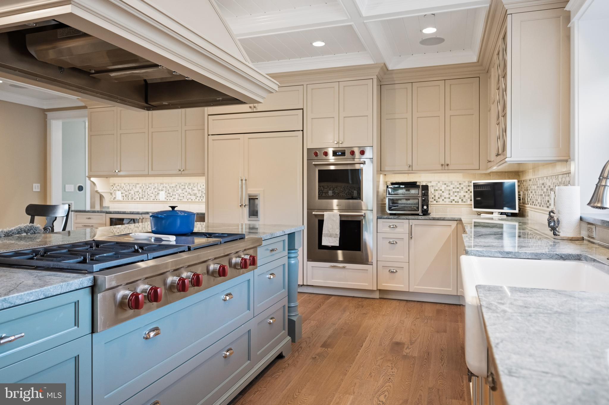 3728 Ramsgate Drive Annapolis, MD 21403 - Photo 14 of 68 Double Ovens by Wolf