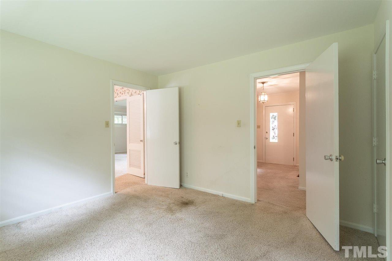 3131 Hope Valley Road Durham, NC 27707 - Photo 16 of 30 Gallery Image 16