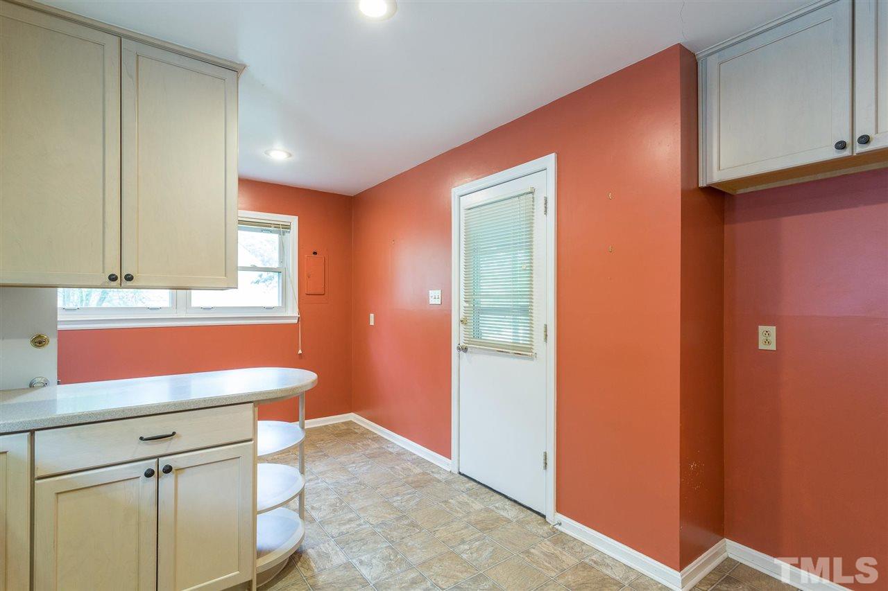 3131 Hope Valley Road Durham, NC 27707 - Photo 18 of 30 Gallery Image 18