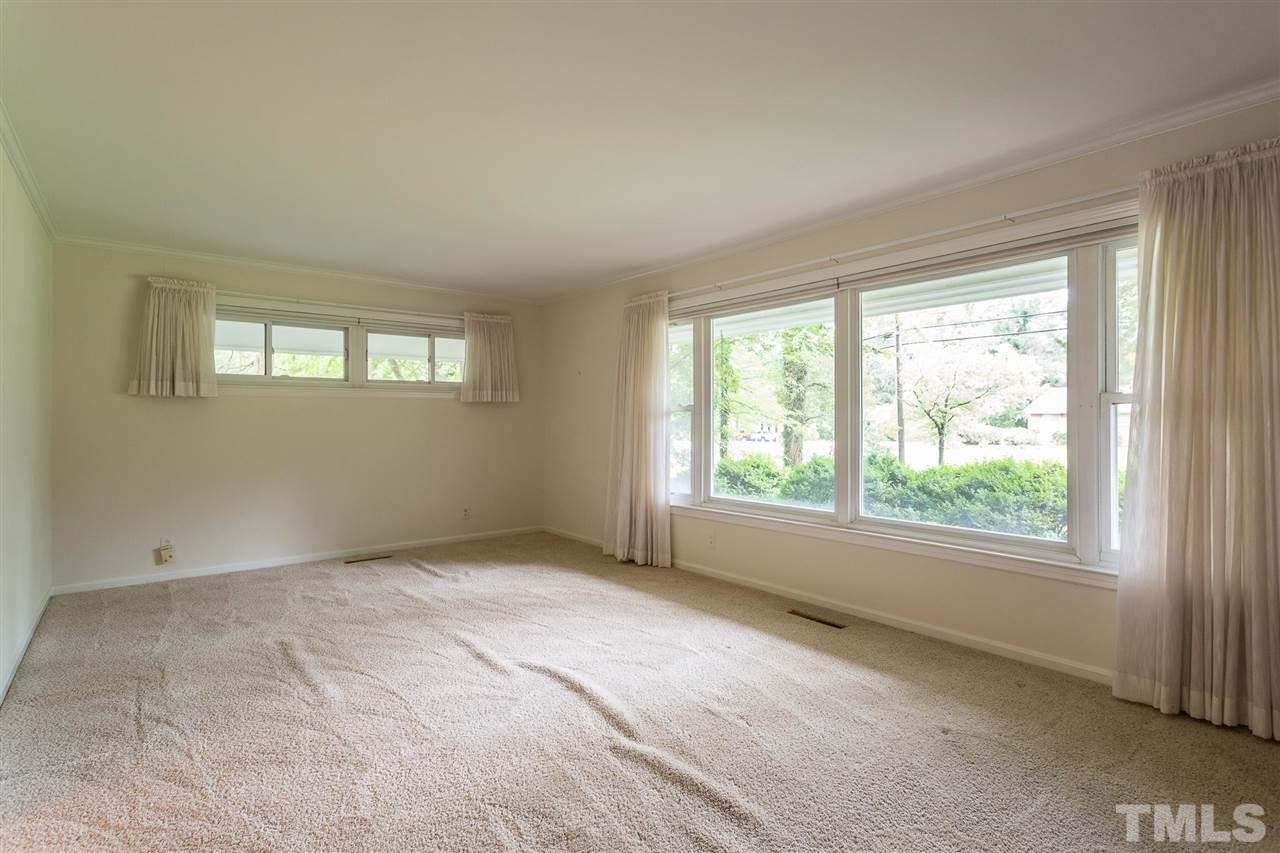3131 Hope Valley Road Durham, NC 27707 - Photo 8 of 30 Gallery Image 8