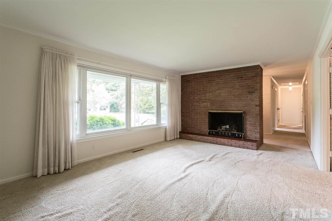 3131 Hope Valley Road Durham, NC 27707 - Photo 9 of 30 Gallery Image 9