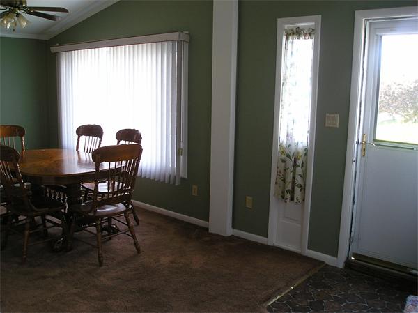 25 Castle Road Attleboro, MA 02703 - Photo 9 of 16 Gallery Image 9