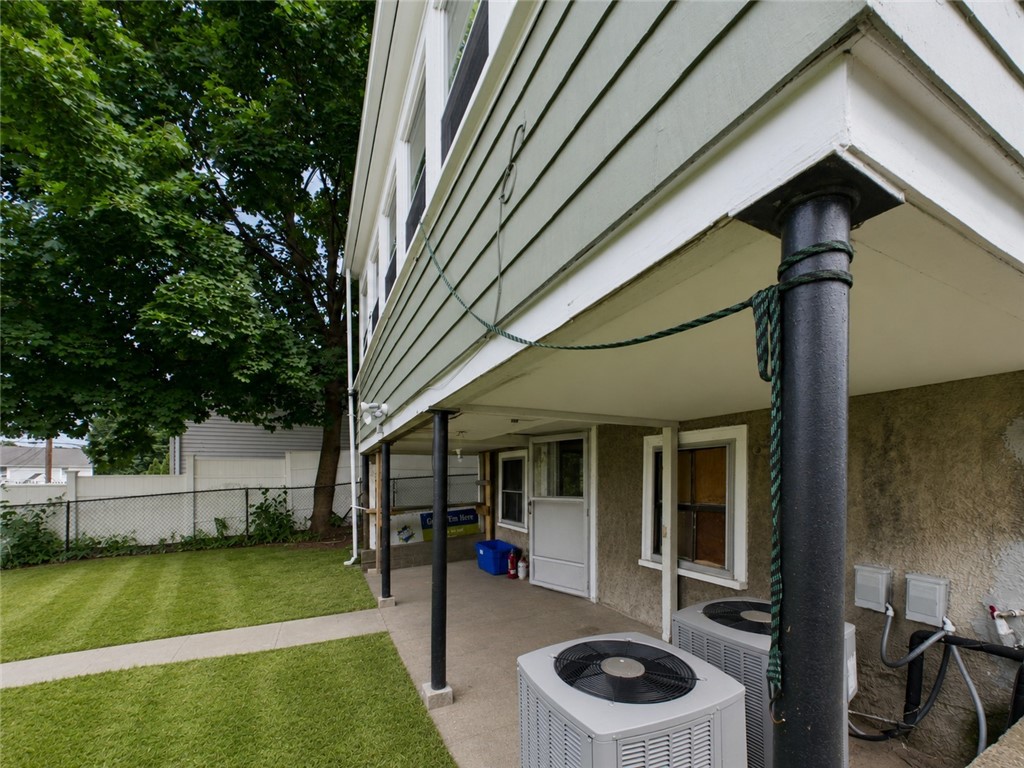 13 Clyde Street Providence, RI 02908 - Photo 30 of 35