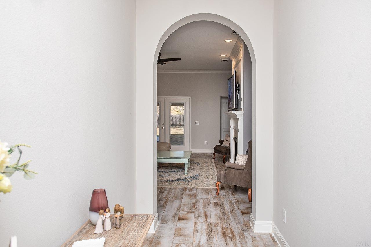 7263 Farmers Road Pensacola, FL 32526 - Photo 4 of 32 Gallery Image 4