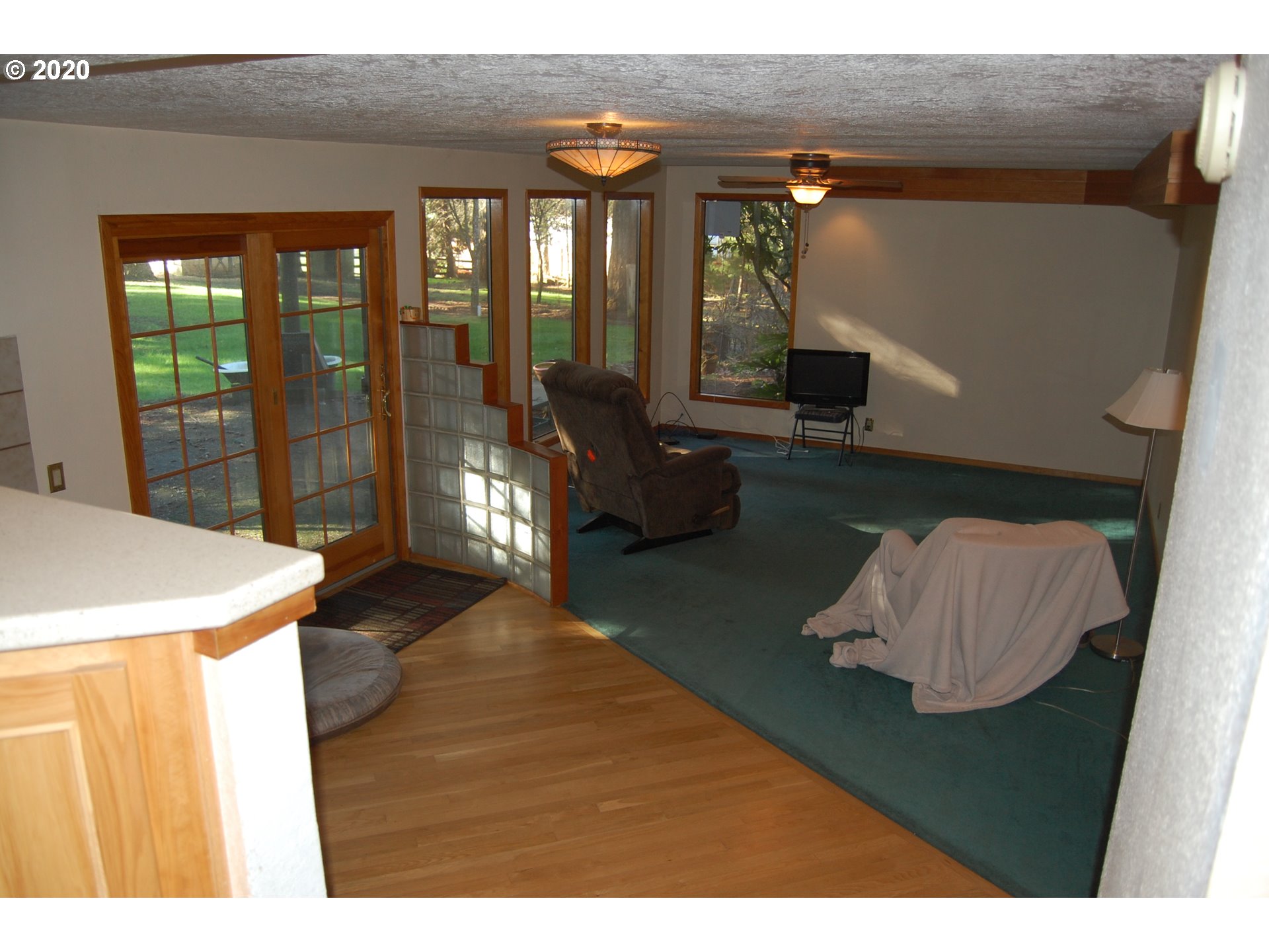 19946 South Lower Highland Road Beavercreek, OR 97004 - Photo 2 of 23 Gallery Image 2