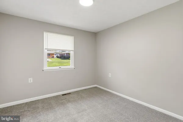 $2,600 | 638 Westwood Drive, Aberdeen, MD 21001
