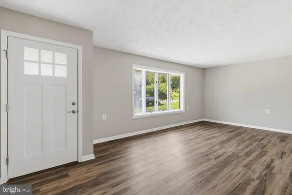 $2,600 | 638 Westwood Drive, Aberdeen, MD 21001