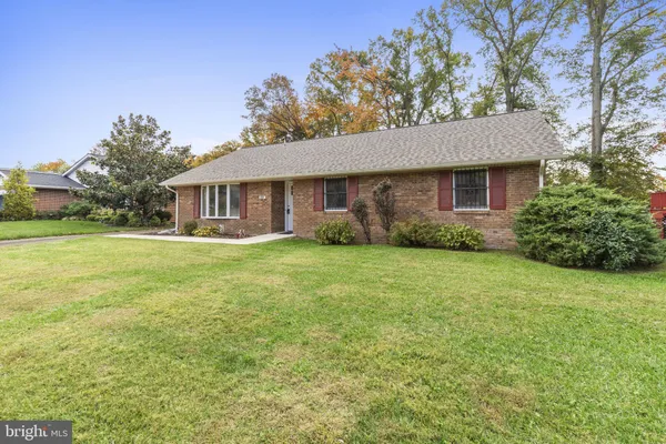 $2,600 | 638 Westwood Drive, Aberdeen, MD 21001