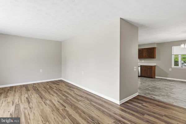 $2,600 | 638 Westwood Drive, Aberdeen, MD 21001