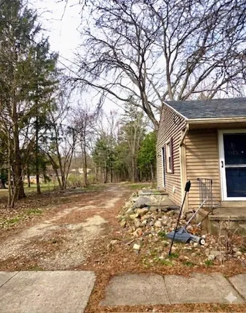 $115,000 | 5573 Cade Street, Haslett, MI 48840