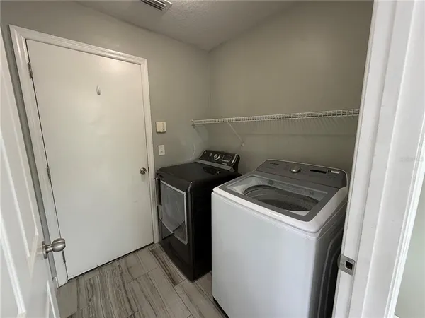 $2,800 | 1211 Dew Bloom Road, Brandon, FL 33511