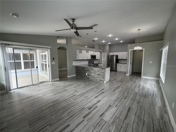 $2,800 | 1211 Dew Bloom Road, Brandon, FL 33511