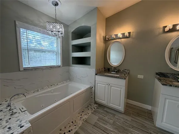 $2,800 | 1211 Dew Bloom Road, Brandon, FL 33511