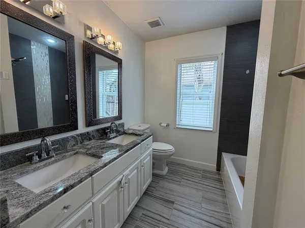 $2,800 | 1211 Dew Bloom Road, Brandon, FL 33511