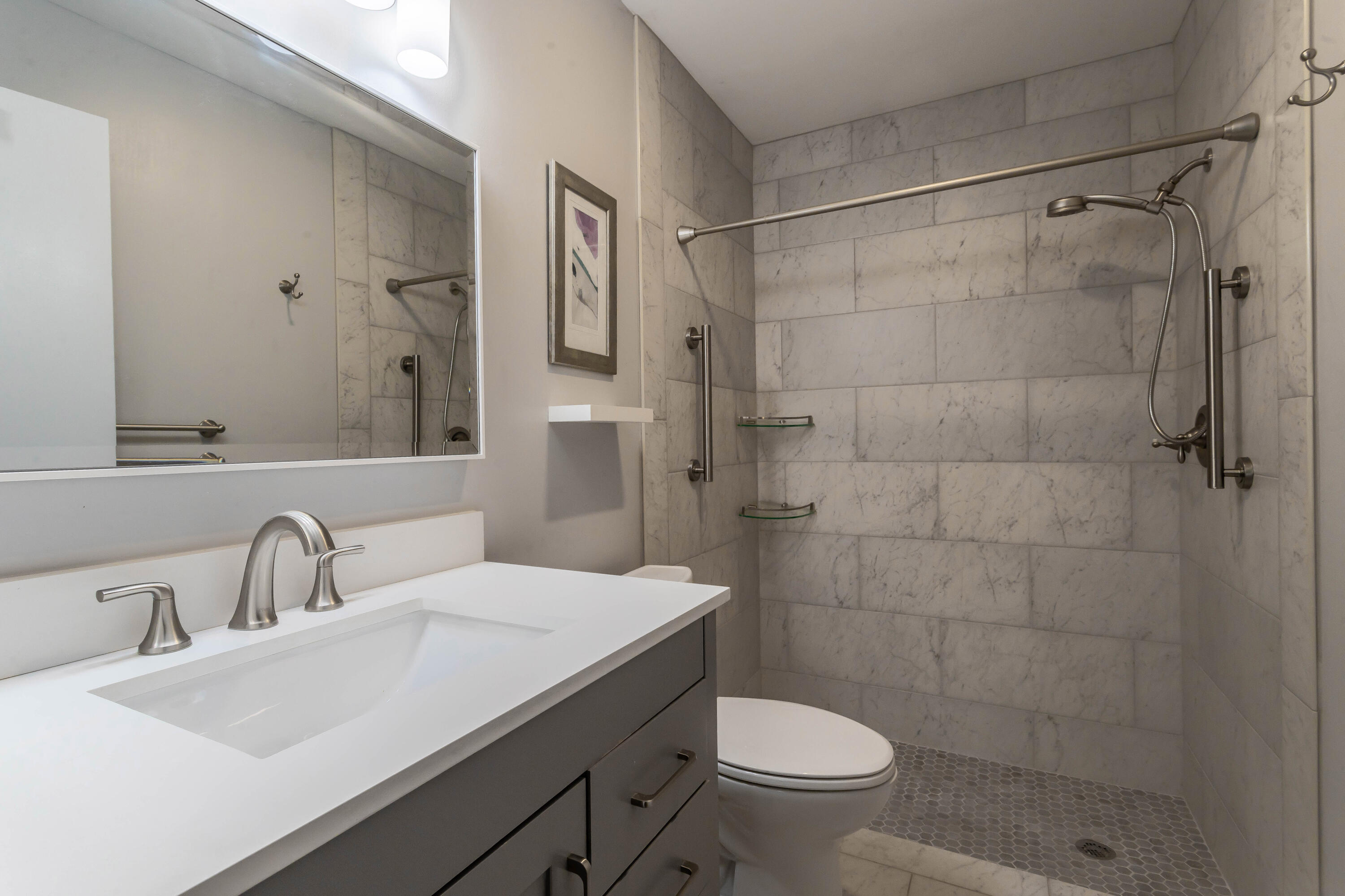 8910 Meadowlark Way, Unit 114 Boca Raton, FL 33496 - Photo 10 of 21 Primary Bathroom