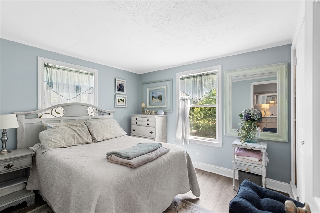 9 Shore Garden Road Hull, MA 02045 - Photo 21 of 39