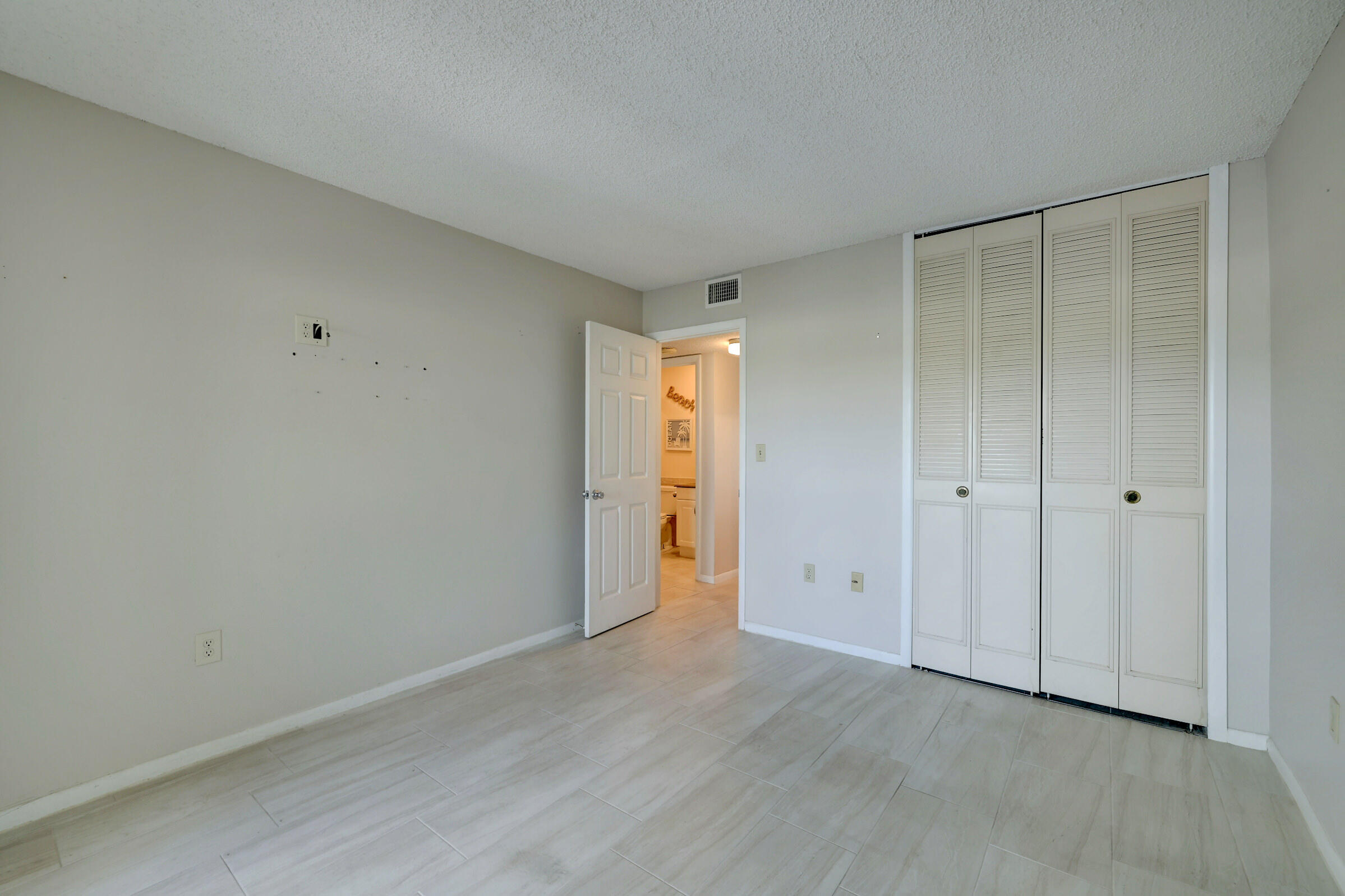 2600 South Kanner Highway, Unit R8 Stuart, FL 34994 - Photo 12 of 35 second bedroom