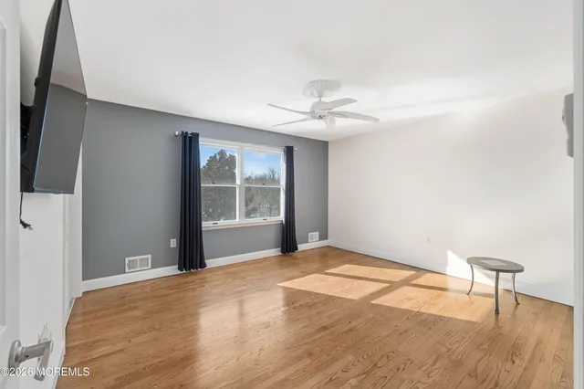 $1,300,000 | 8 Tamar Court, Manalapan, NJ 07726