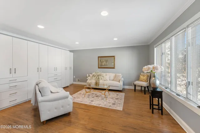 $1,300,000 | 8 Tamar Court, Manalapan, NJ 07726