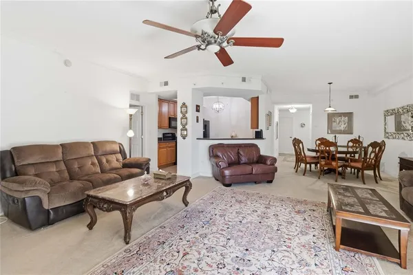 $2,400 | 6336 Buford Street, Unit 209, Orlando, FL 32835