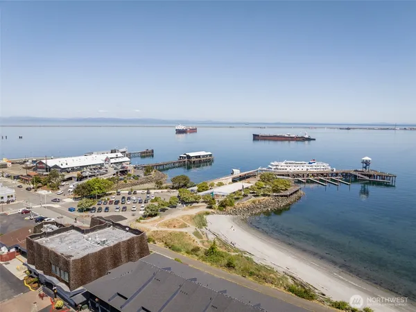 $425,000 | 229 East 1st Street, Unit 3, Port Angeles, WA 98362