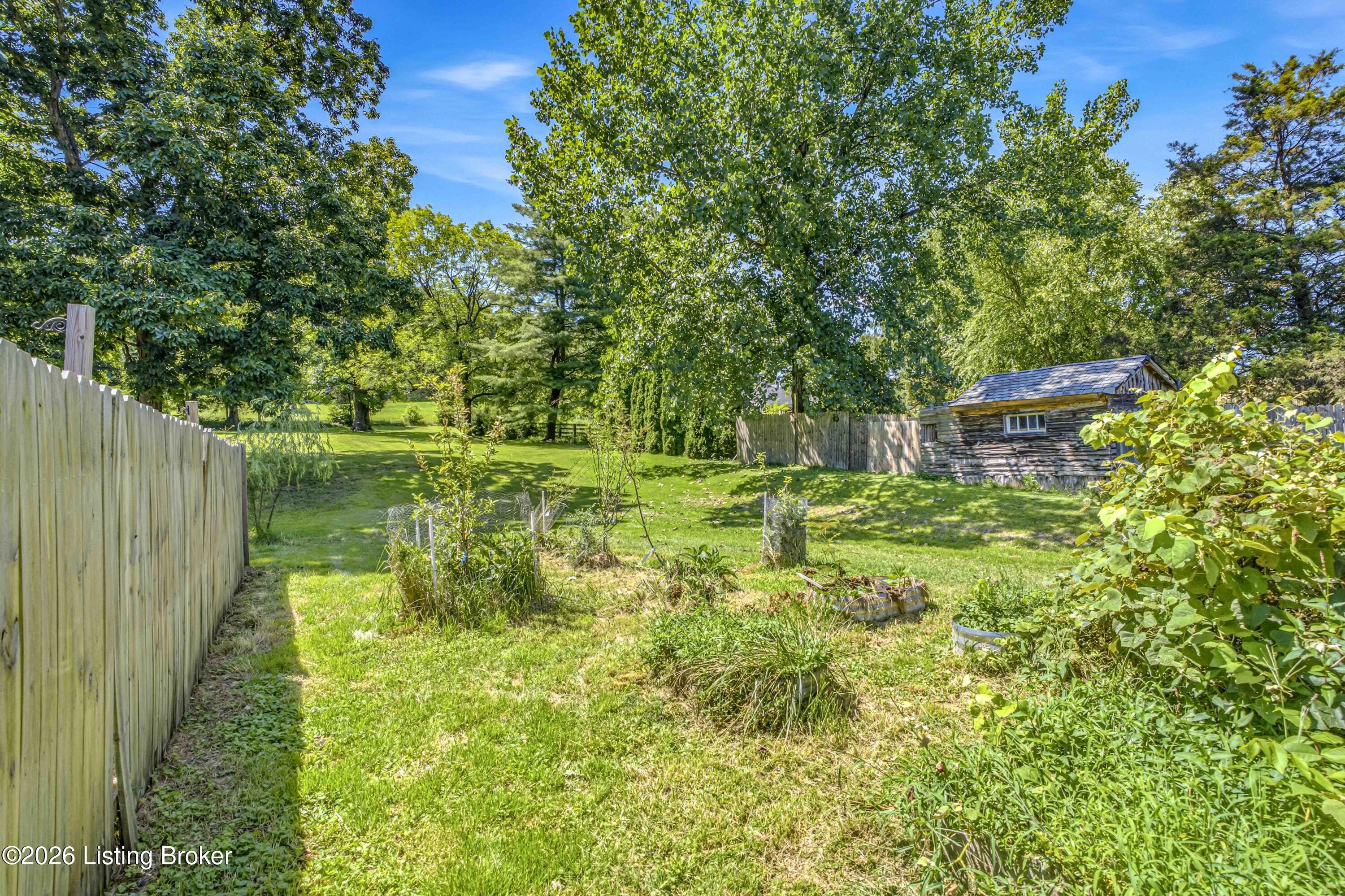 745 Brooks Schoolhouse Road Brooks, KY 40109 - Photo 31 of 53 52_Backyard-Fenced-Yard