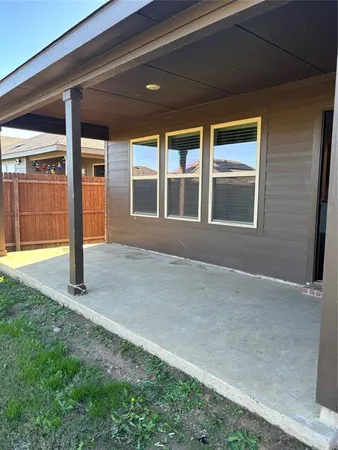 $2,350 | 1001 Euston Street, Denton, TX 76207