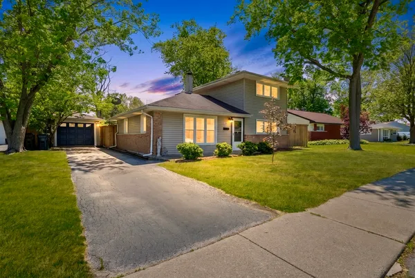 $195,000 | 317 Seminole Street, Park Forest, IL 60466