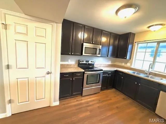 $1,850 | 433 Bordeaux Way, St. Peters, MO 63376