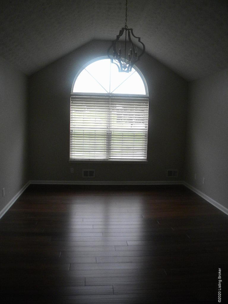 7419 Ridan Way Louisville, KY 40214 - Photo 17 of 26 DSCN3595