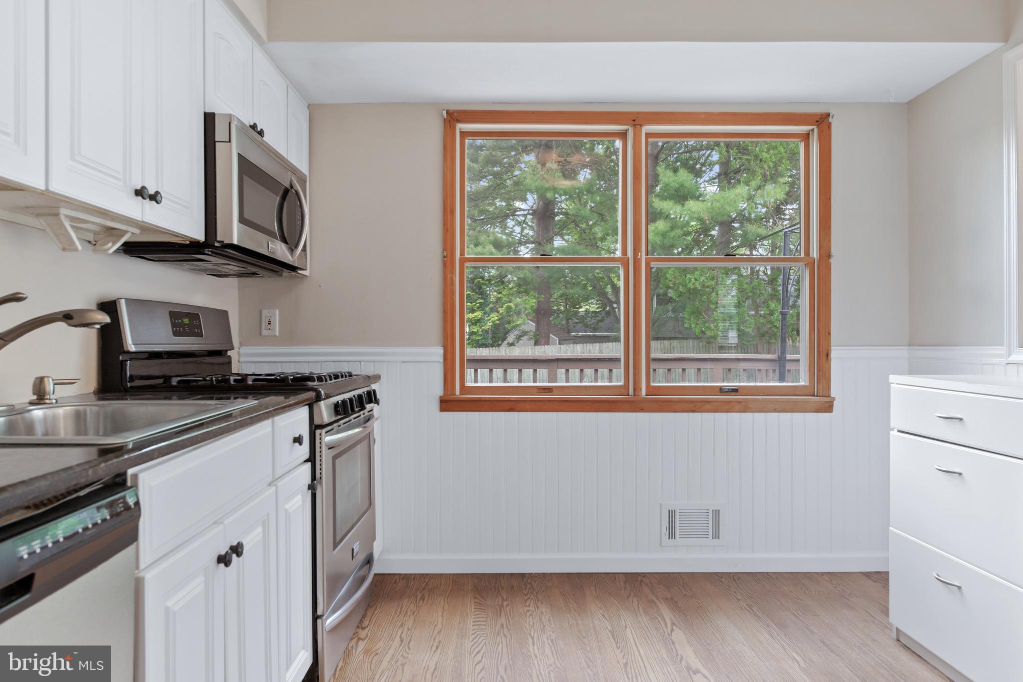 123 McIntosh Road Cherry Hill, NJ 08003 - Photo 9 of 29 Gallery Image 9
