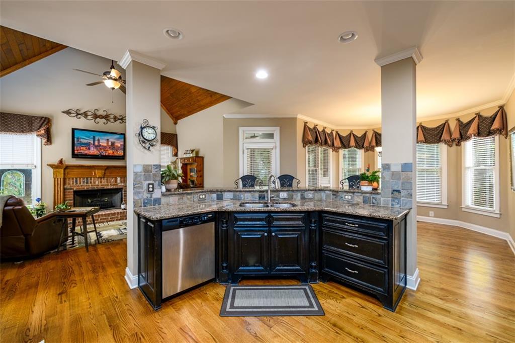 3496 Ravens Nest Trail Buford, GA 30519 - Photo 11 of 54