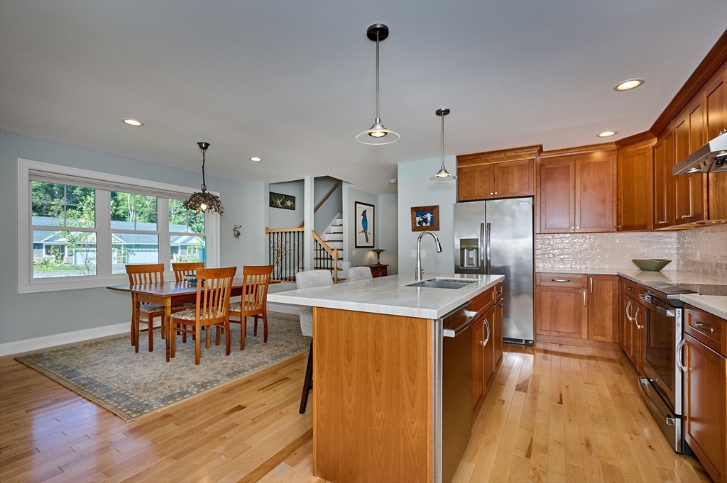 3 Conrad Circle, Unit 3 Holden, MA 01520 - Photo 5 of 41