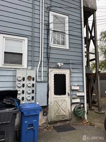 $1,700 | 312 North 3rd Avenue, Highland Park, NJ 08904