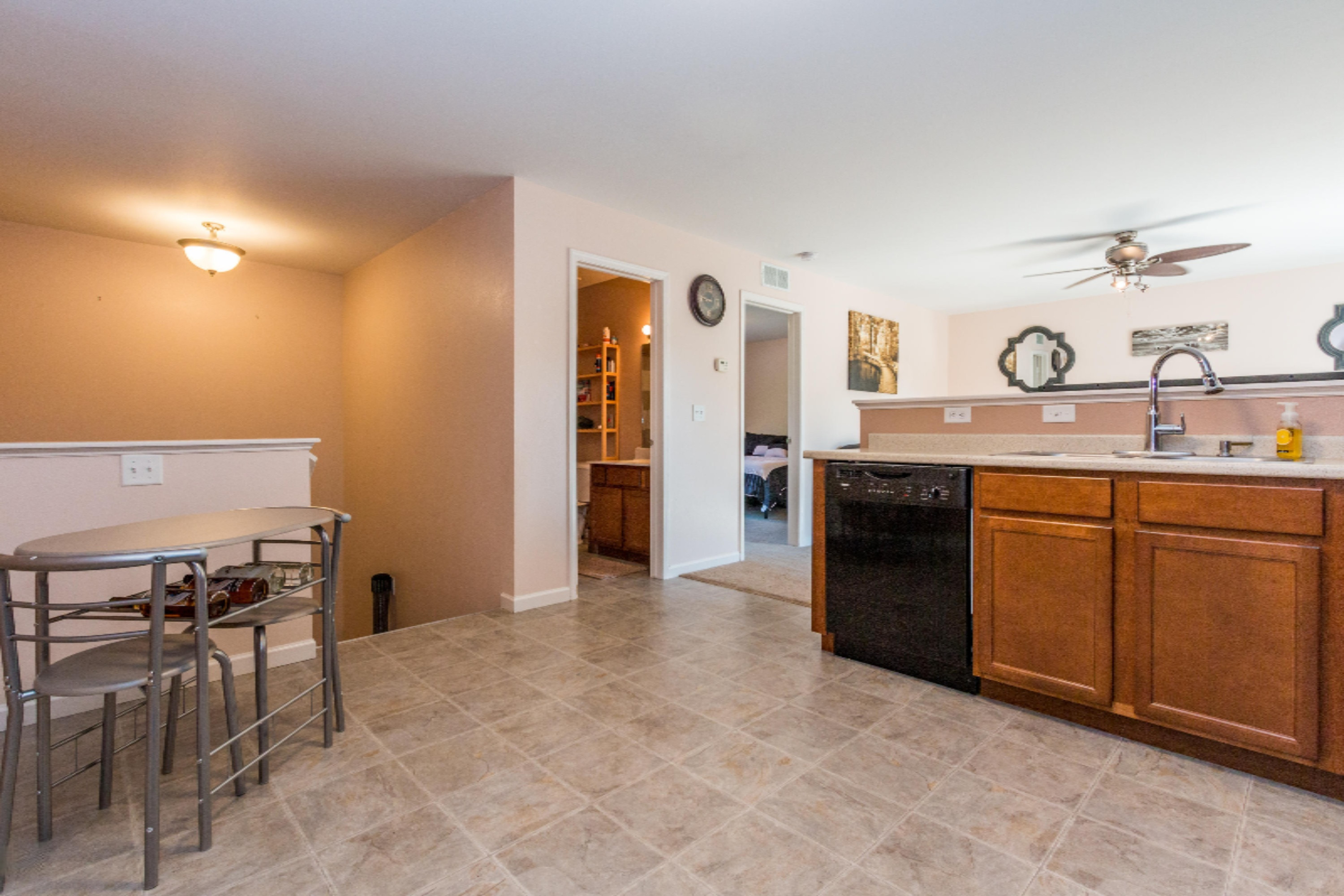 328 Catera Court Springfield, MI 49037 - Photo 3 of 23 Kitchen