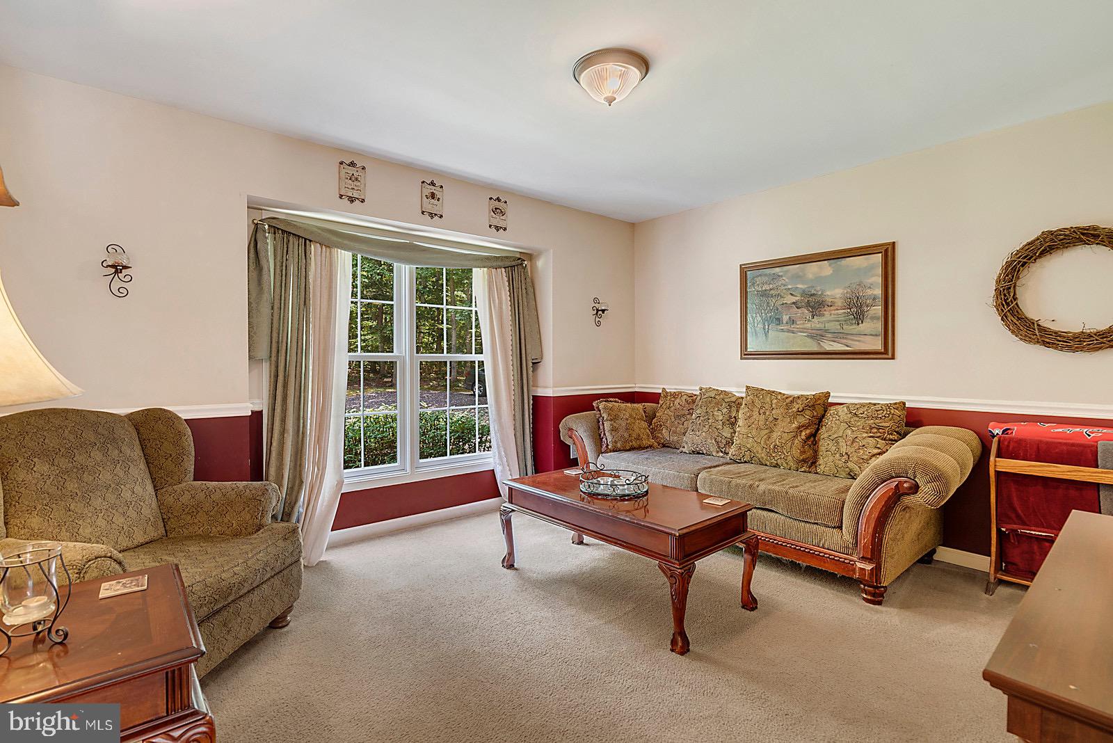 20065 Crooked Run Road Culpeper, VA 22701 - Photo 4 of 37 Living room